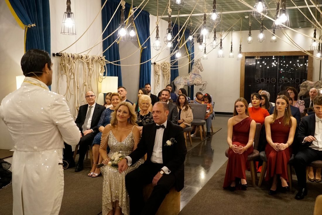 Ceremonia de Bodas de Plata oficiada por Fly_Production en el Hotel Vincci Soho